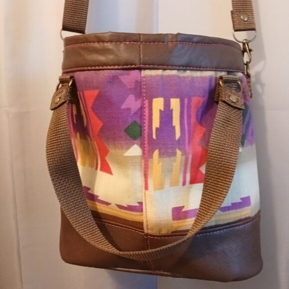 New Bucket Saddle Bag Purse Tote Brown Purple Chevron Aztec print Pleather - Picture 7 of 9